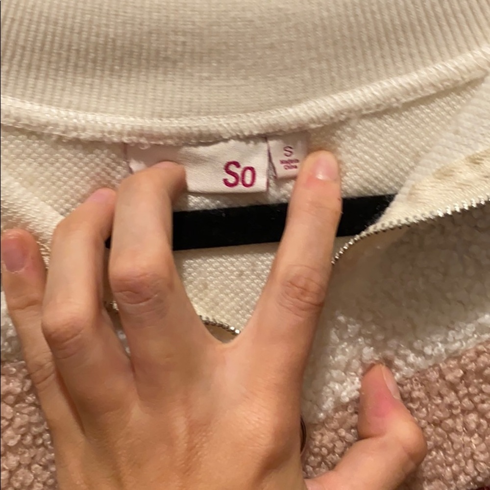 Fleece pullover - Picture 2 of 2